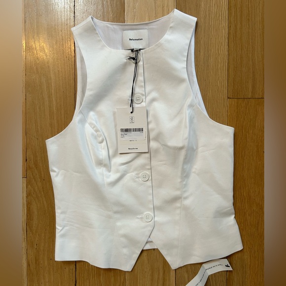 NWT Reformation Rory Vest - Picture 4 of 7
